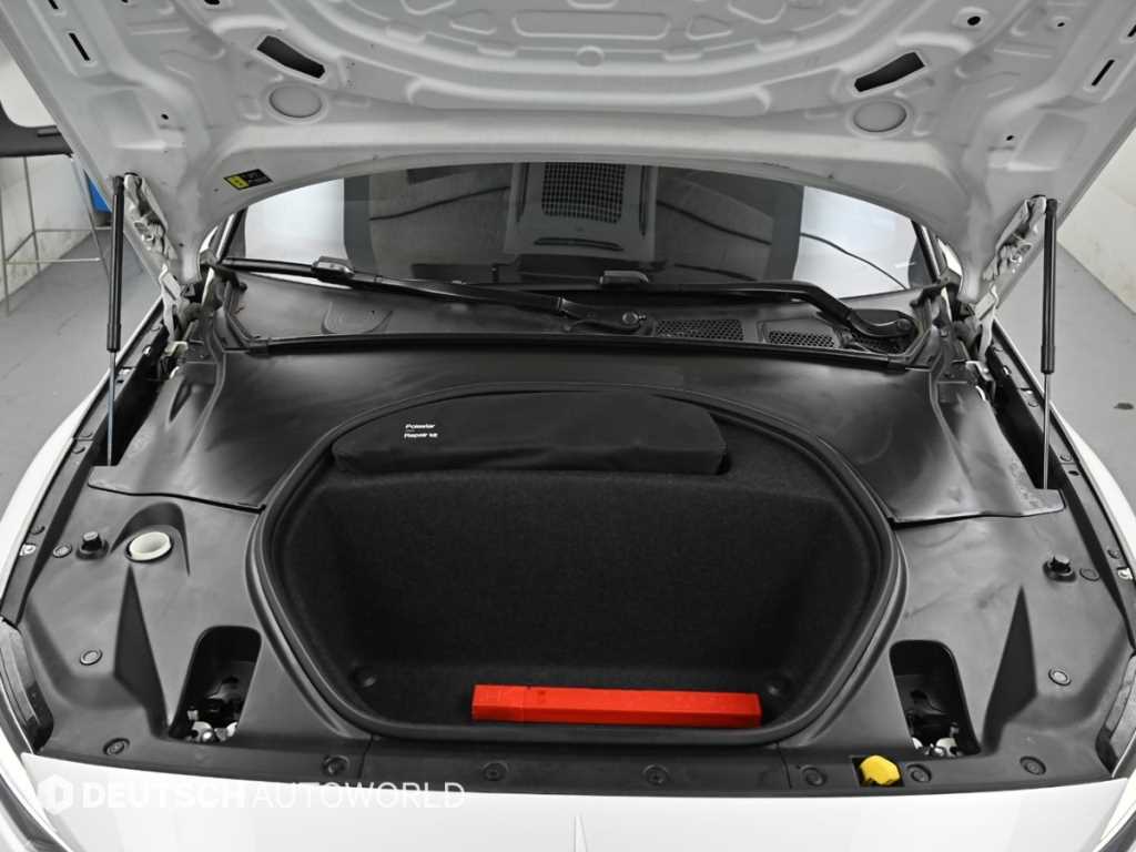 Polestar Polestar 2 — photo 06