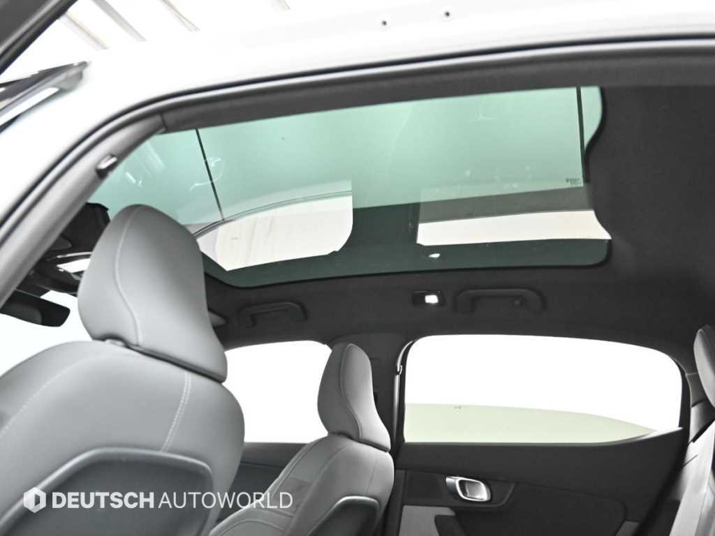 Polestar Polestar 2 — photo 18