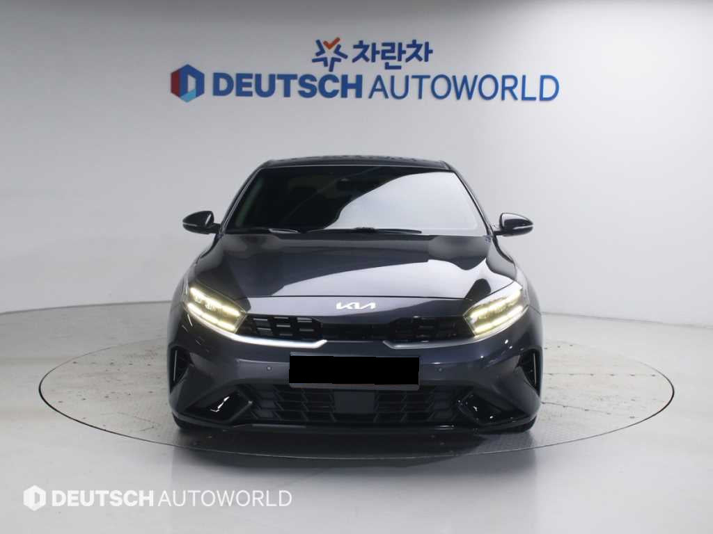 Kia K3 — photo 03