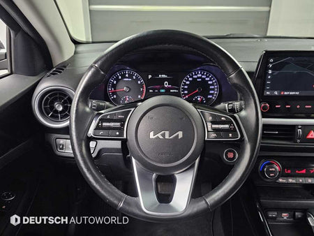 Kia K3 — photo 13