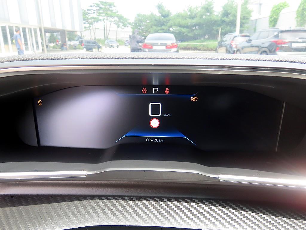 Peugeot 508 — photo 09