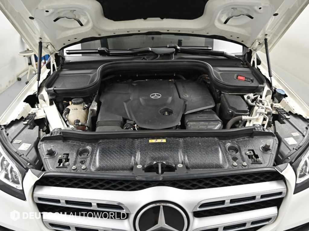 Mercedes-Benz GLS-Class — photo 07