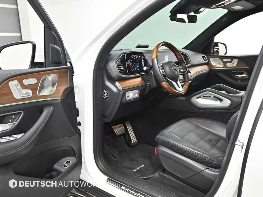 Mercedes-Benz GLS-Class — photo 11