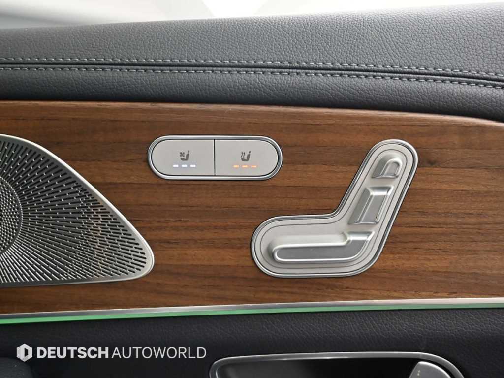 Mercedes-Benz GLS-Class — photo 16