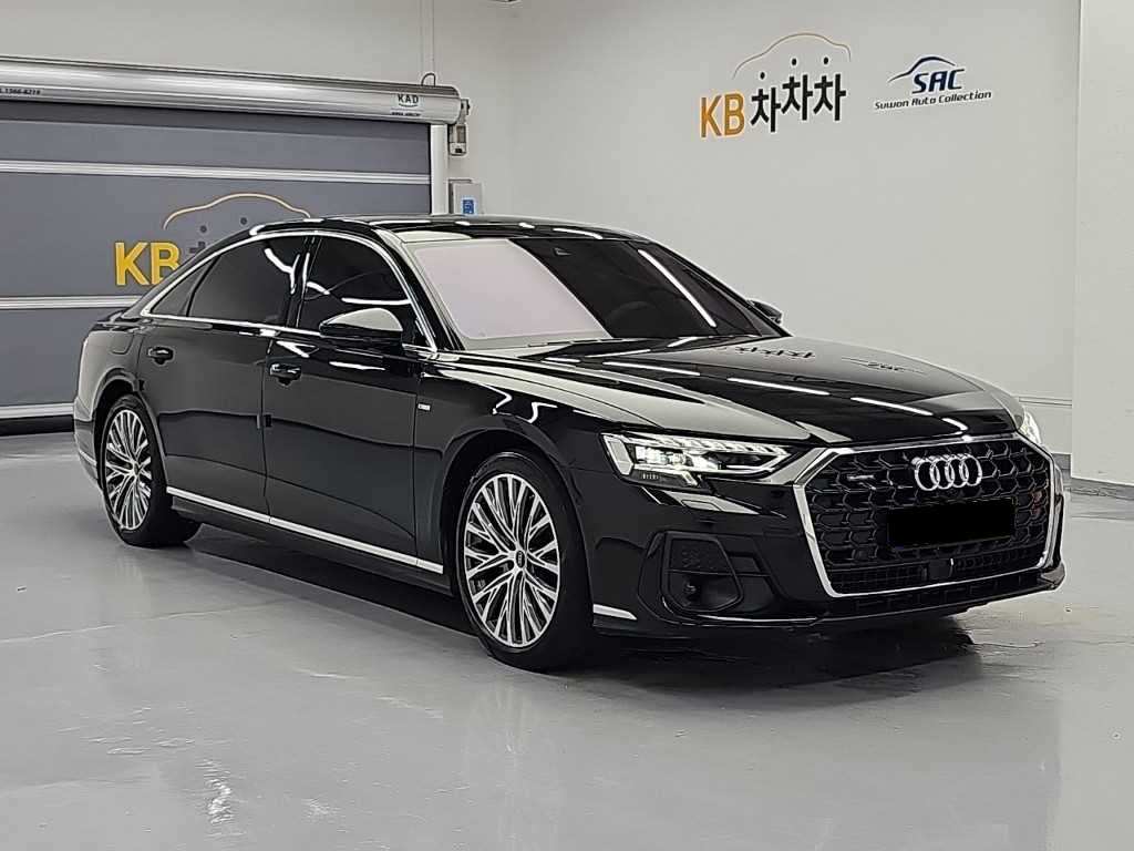 Audi A8 — photo 03