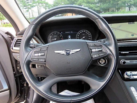 Genesis G90 — photo 08