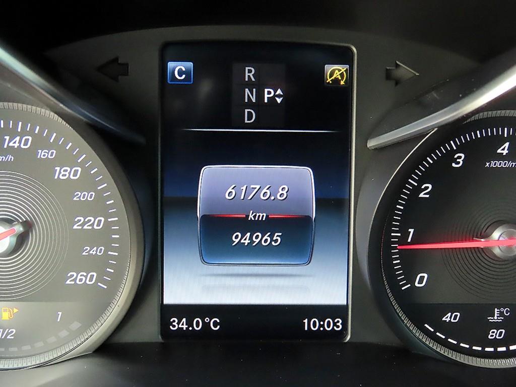 Mercedes-Benz C-Class — photo 06