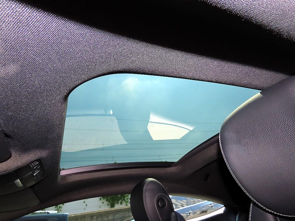 Mercedes-Benz C-Class — photo 17
