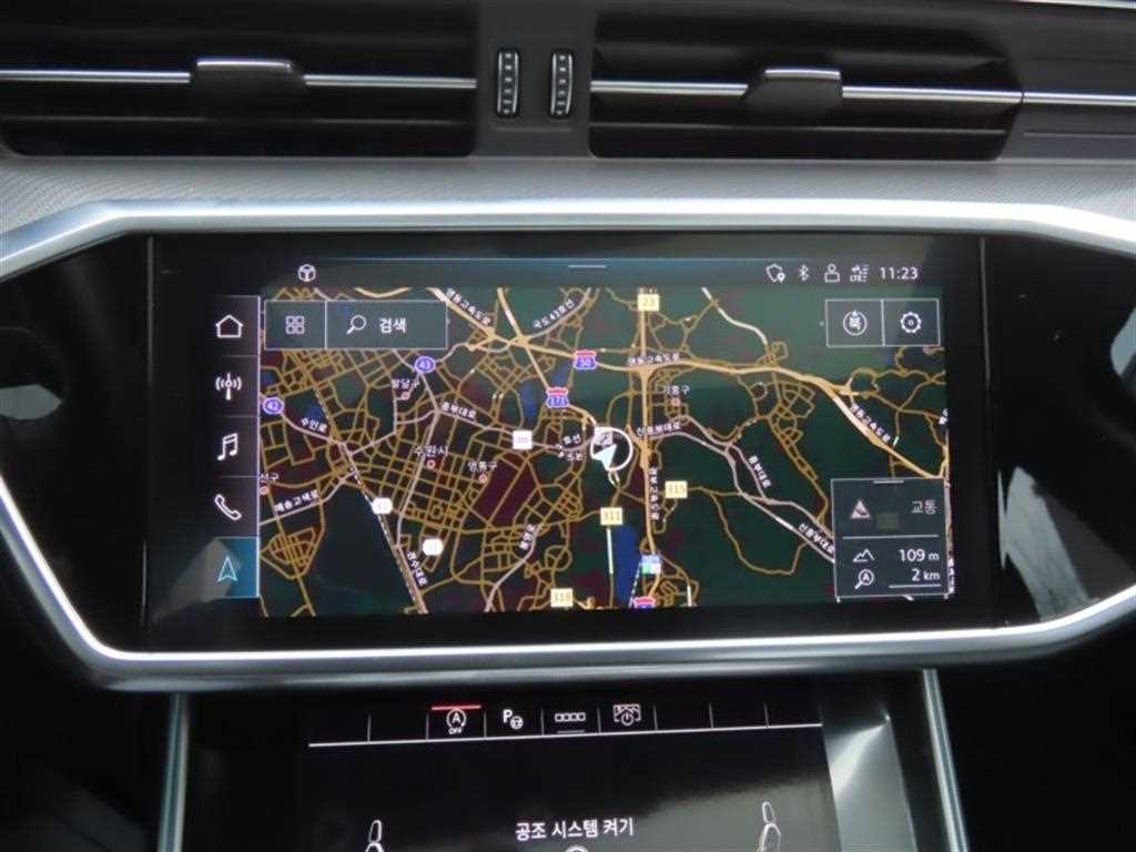 Audi A6 — photo 08