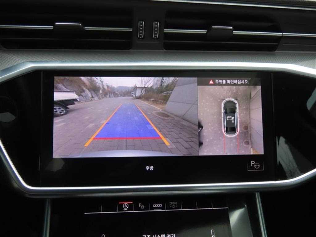 Audi A6 — photo 09