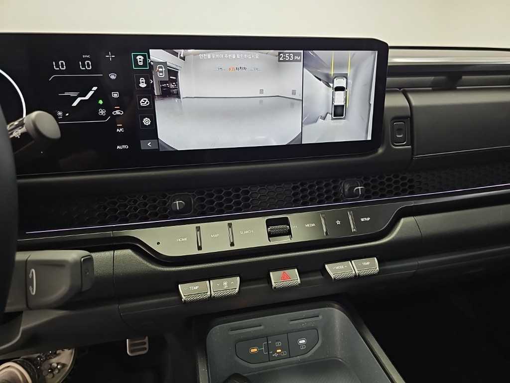 Kia Tasman — photo 10