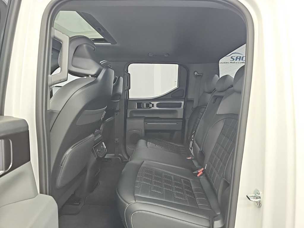 Kia Tasman — photo 12
