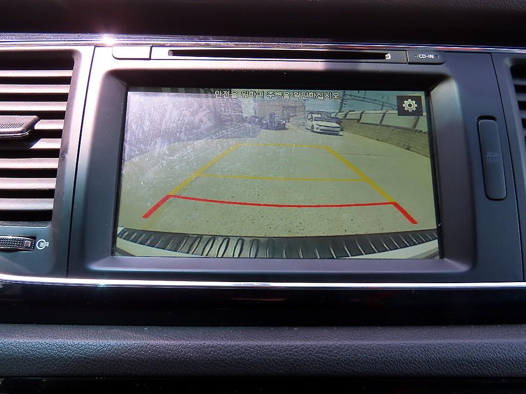 Kia Carnival — photo 15