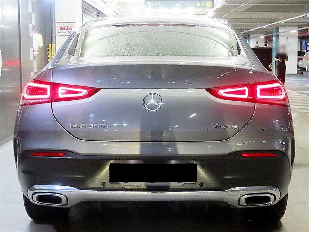 Mercedes-Benz GLE-Class — photo 05