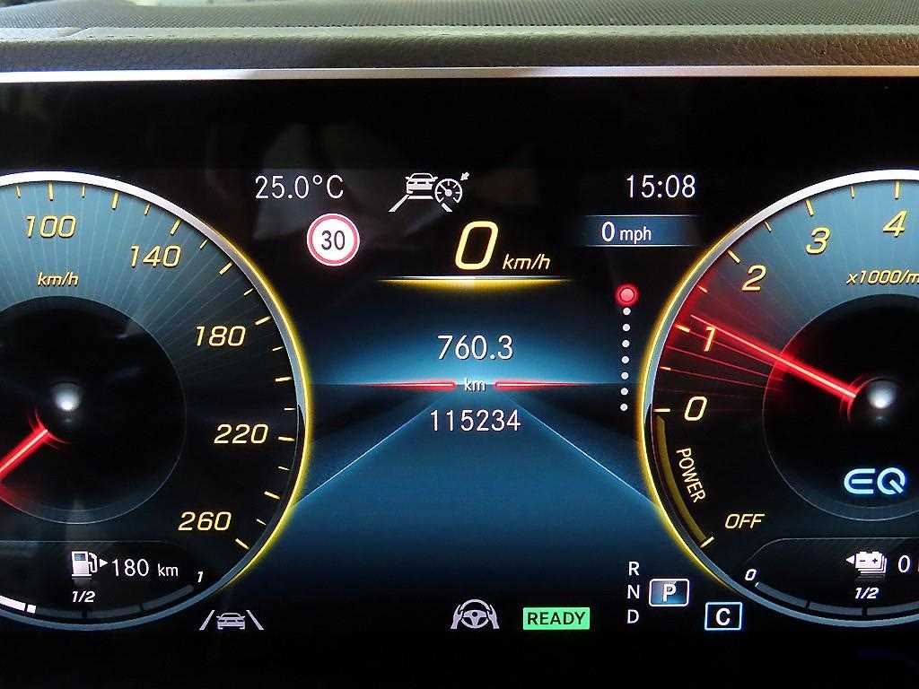 Mercedes-Benz GLE-Class — photo 08