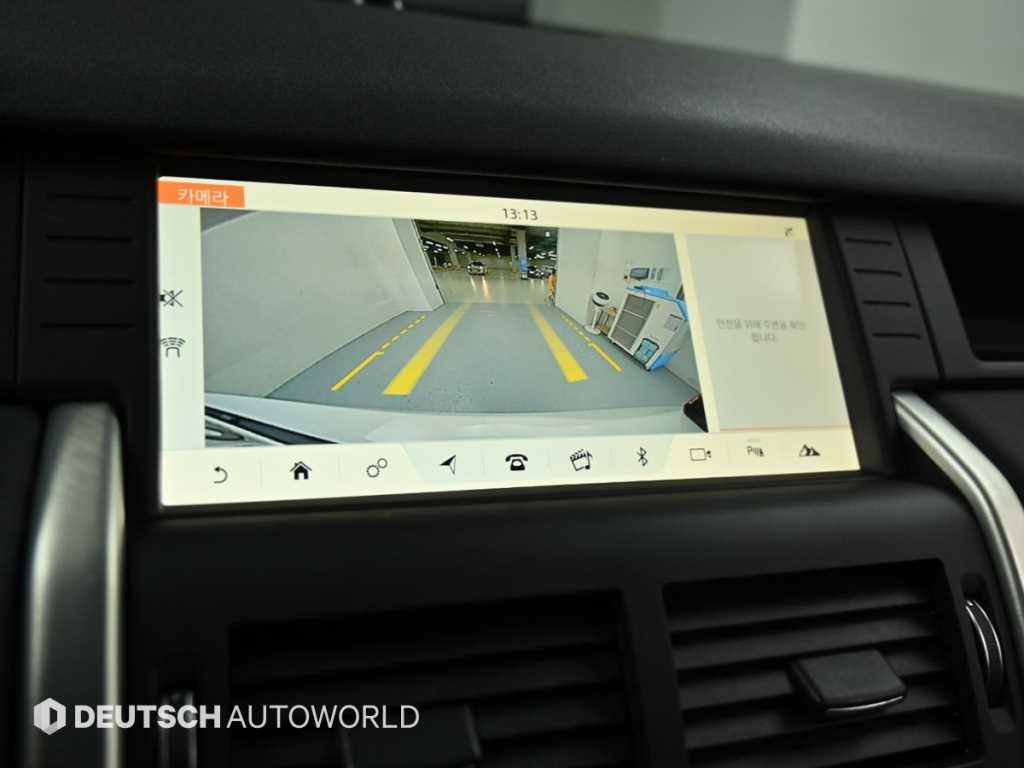 Land Rover Discovery Sport — photo 15