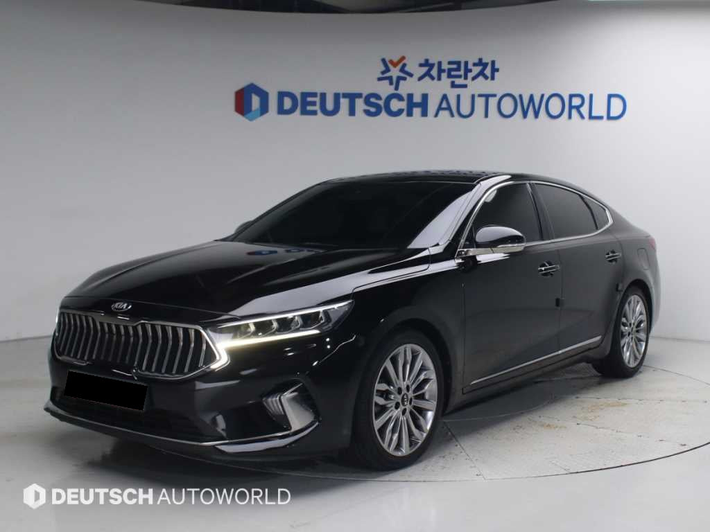 Kia K7 — photo 01