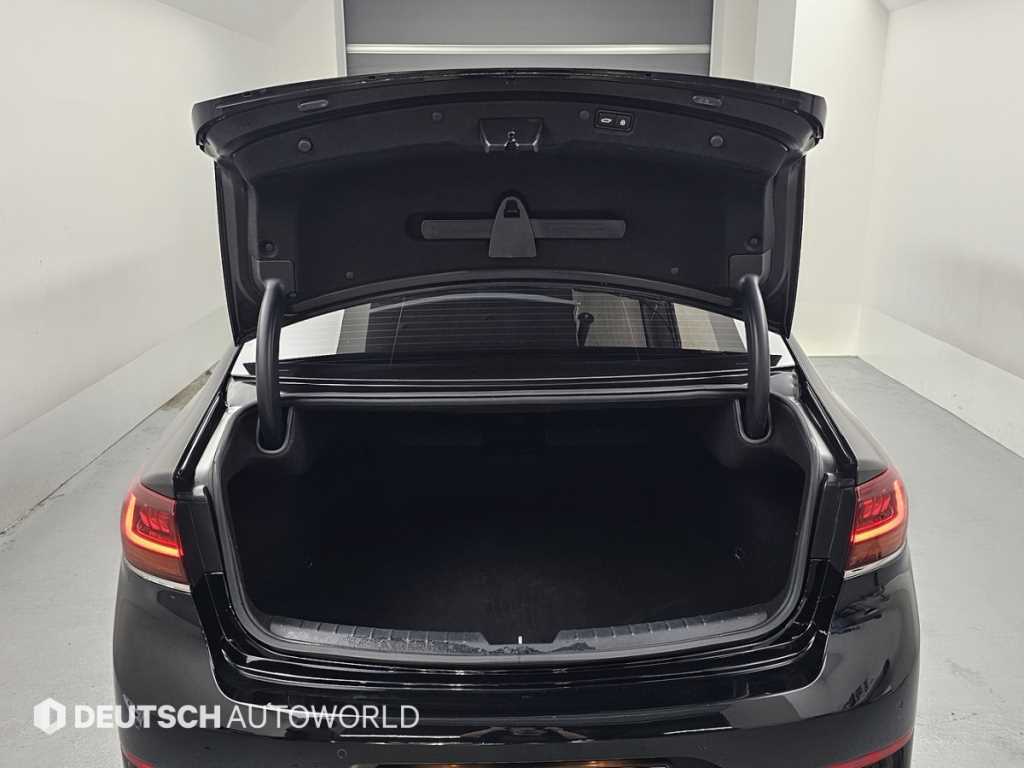 Kia K7 — photo 05