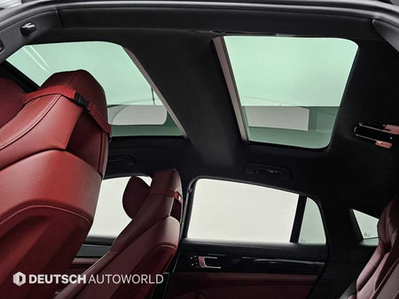 Porsche Panamera — photo 18