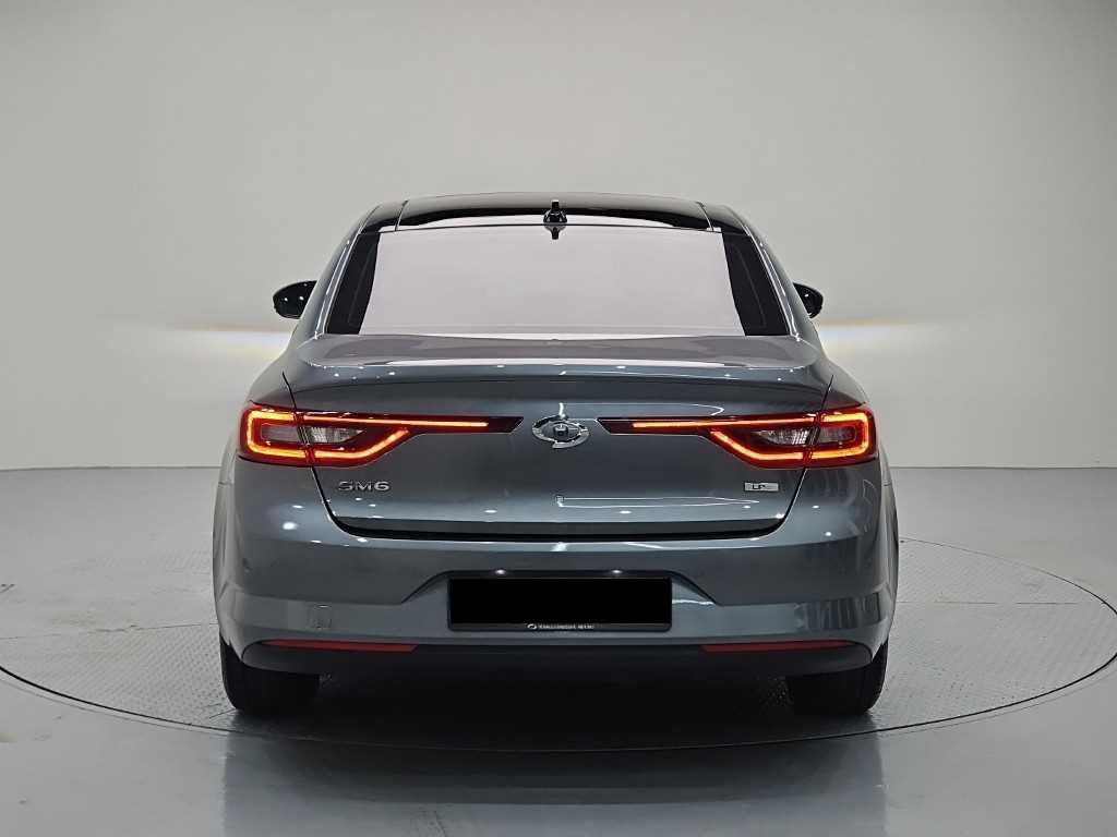RENAULT SM6 — photo 03
