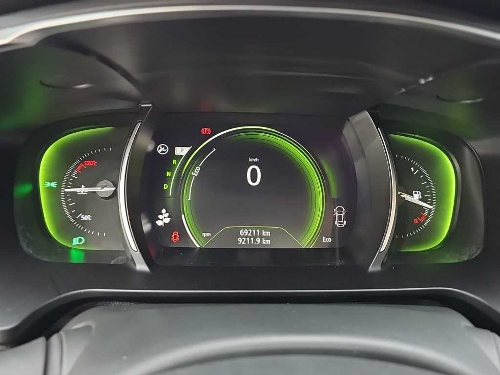 RENAULT SM6 — photo 06