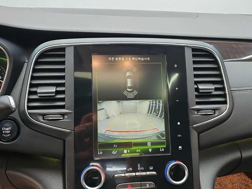 RENAULT SM6 — photo 16
