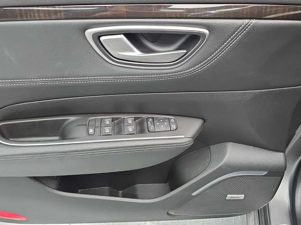 RENAULT SM6 — photo 17