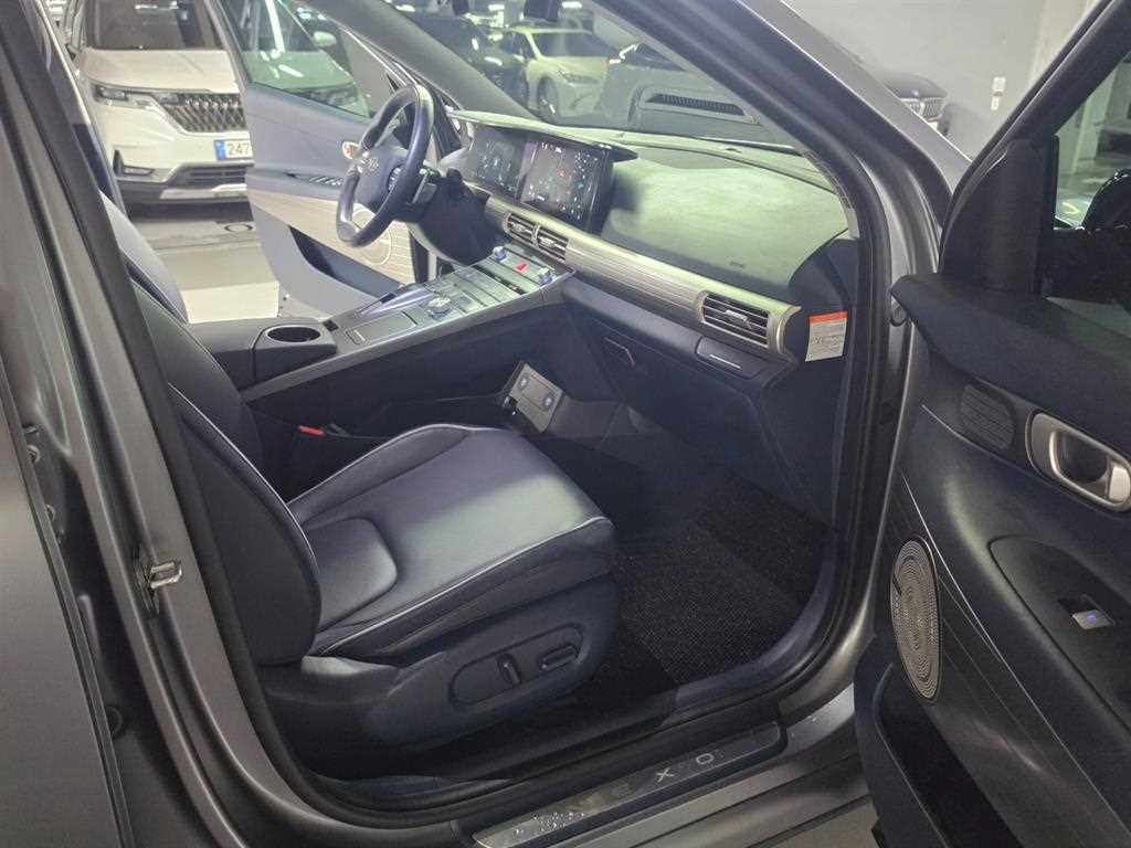 Hyundai Nexo — photo 18