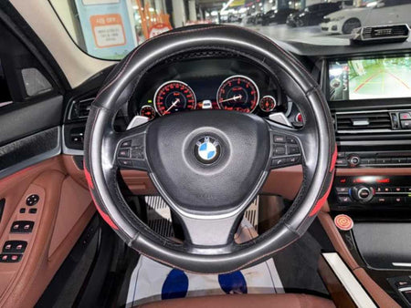 BMW 5-Series — photo 09