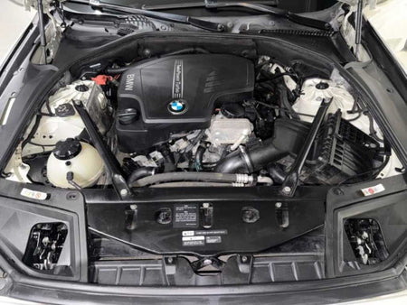 BMW 5-Series — photo 18