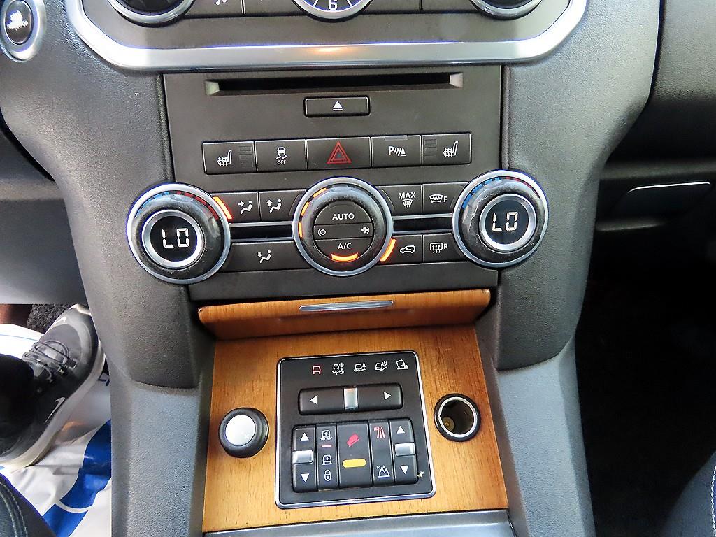 Land Rover Discovery — photo 15