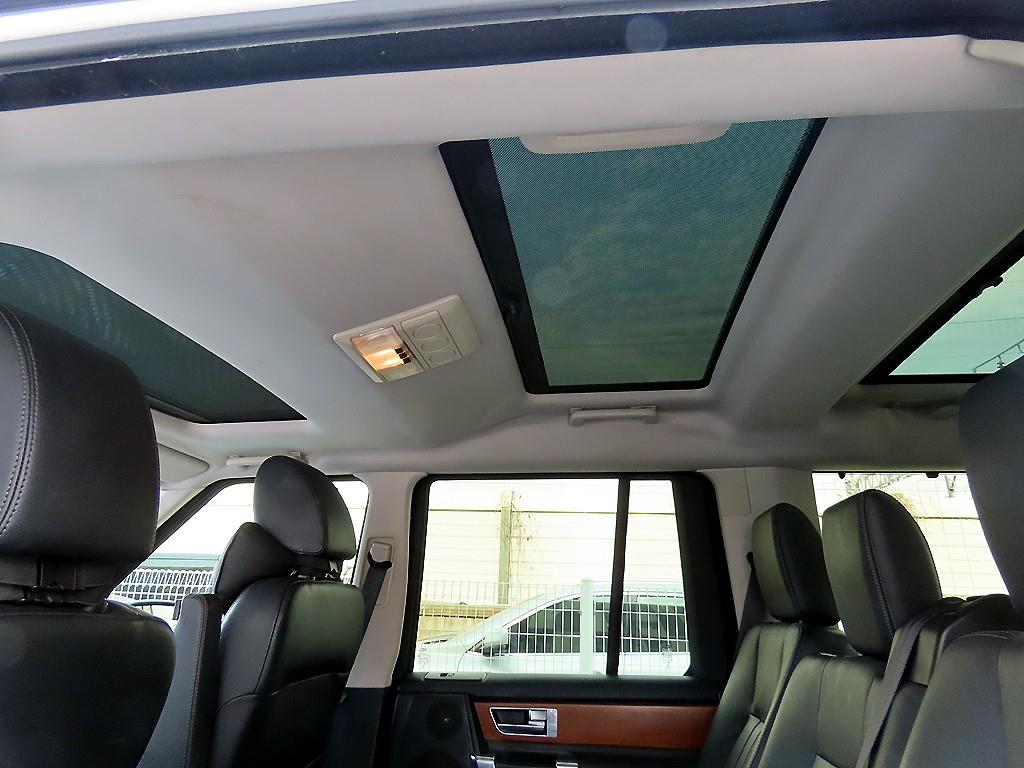Land Rover Discovery — photo 17