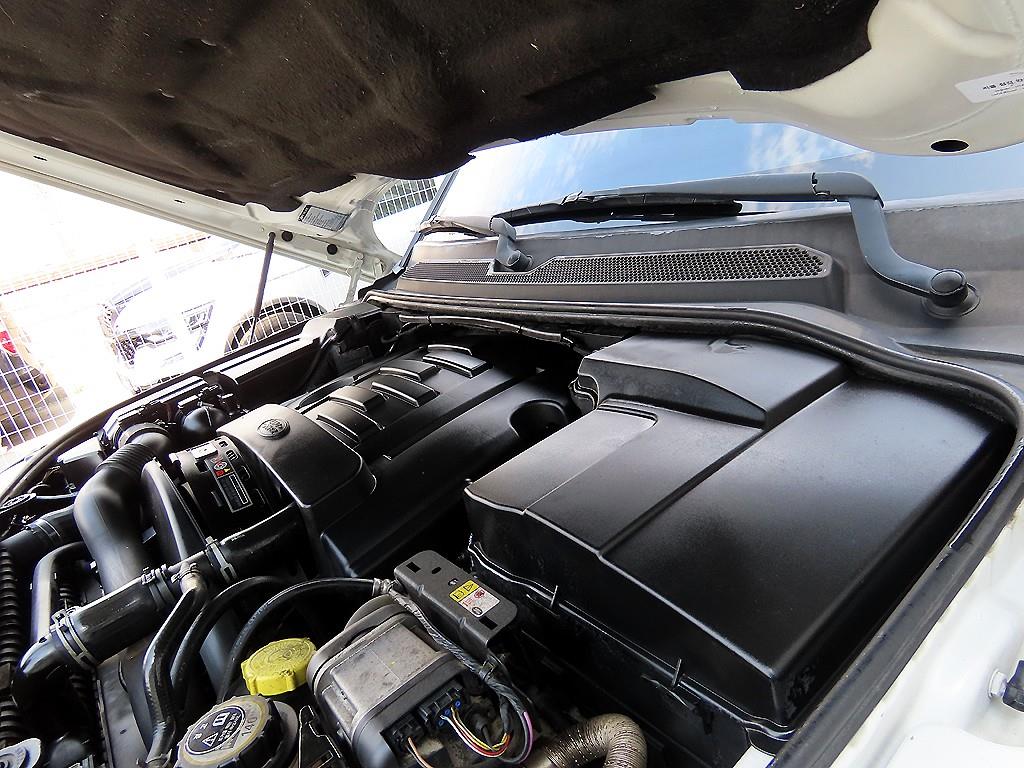 Land Rover Discovery — photo 19