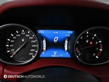 Maserati Levante — photo 09
