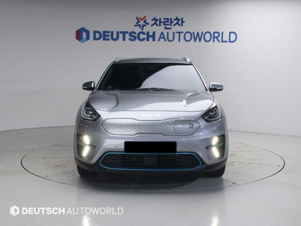 Kia Niro — photo 03