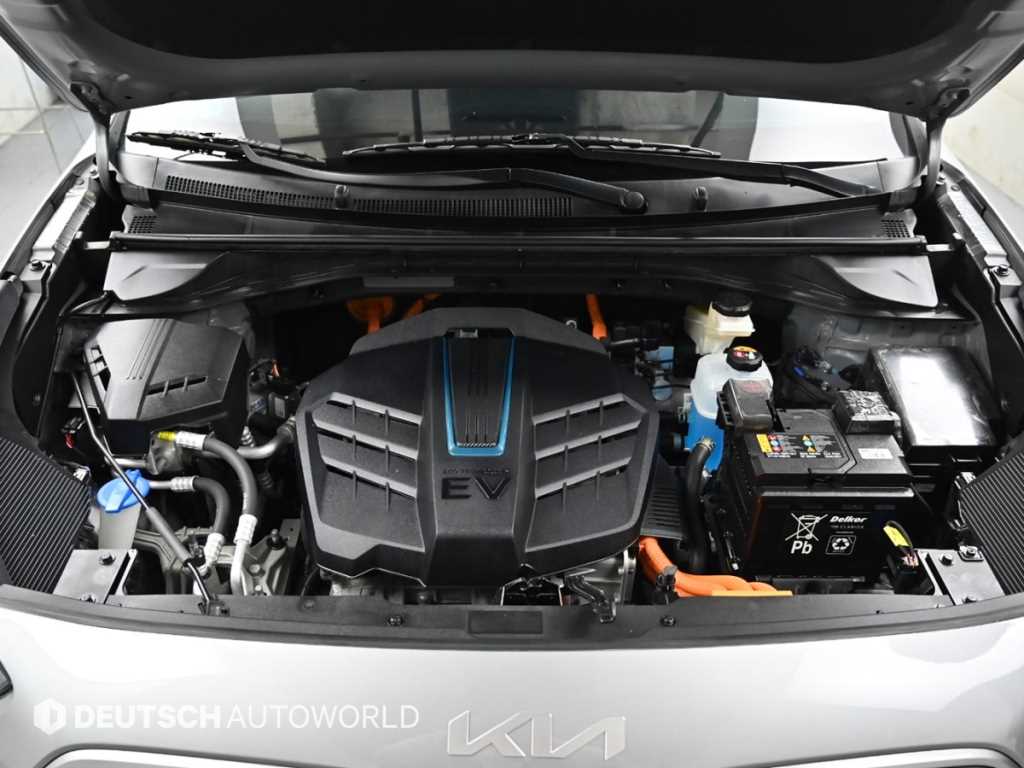 Kia Niro — photo 06
