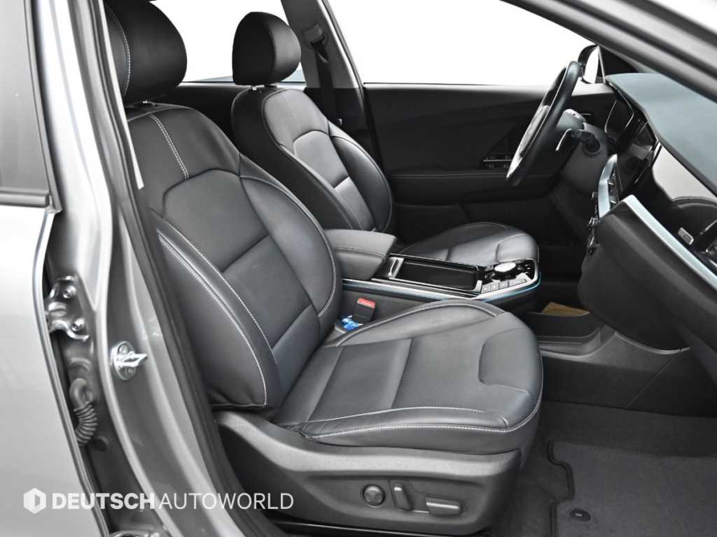 Kia Niro — photo 10