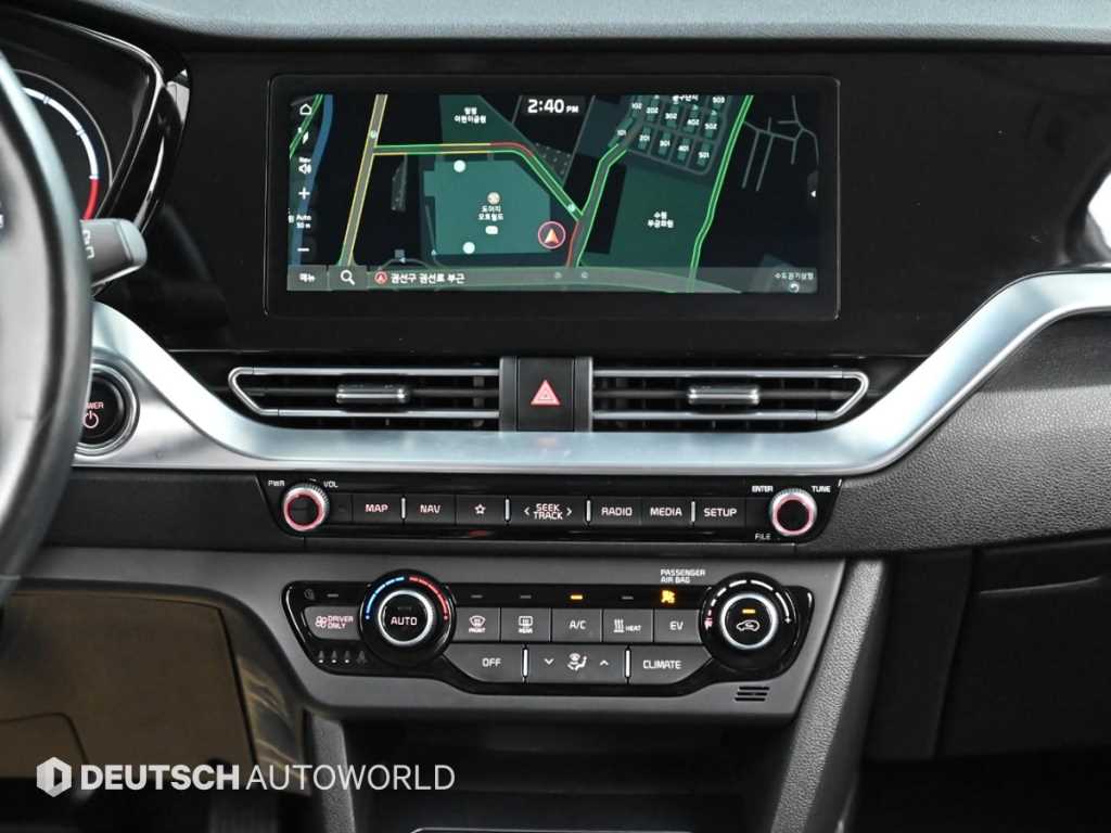 Kia Niro — photo 14