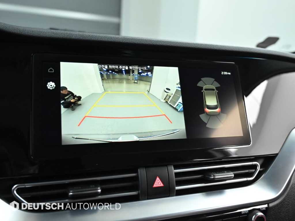 Kia Niro — photo 15