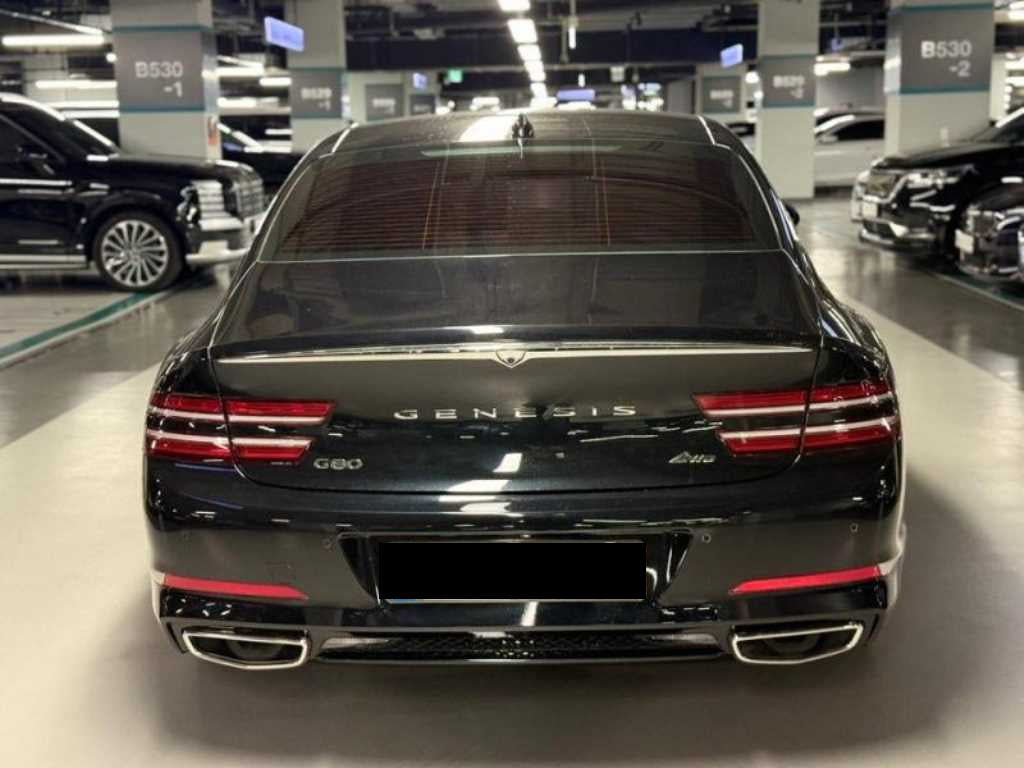 Genesis G80 — photo 04