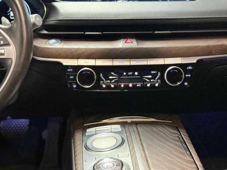 Genesis G80 — photo 09