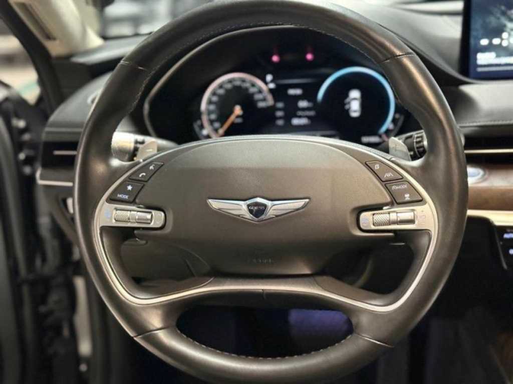 Genesis G80 — photo 10