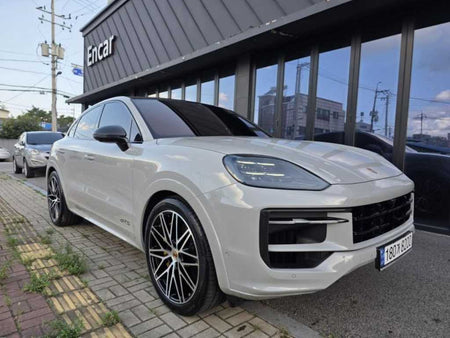 Porsche Cayenne — photo 01