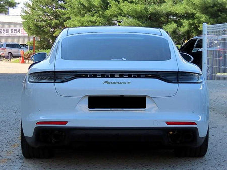 Porsche Panamera — photo 04