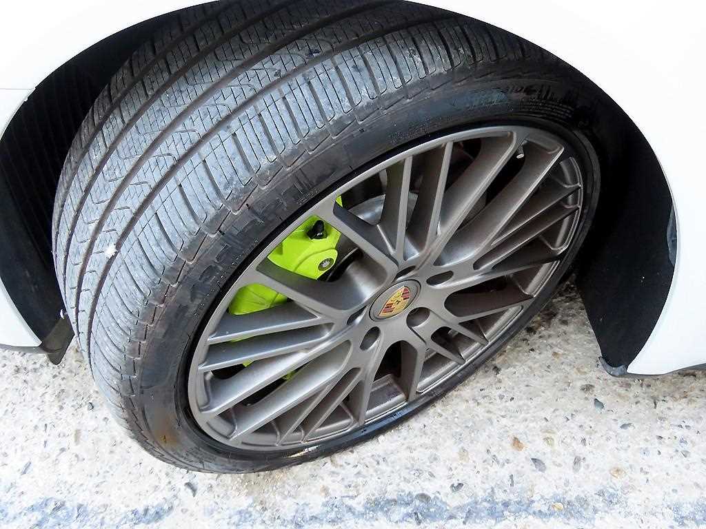 Porsche Panamera — photo 20