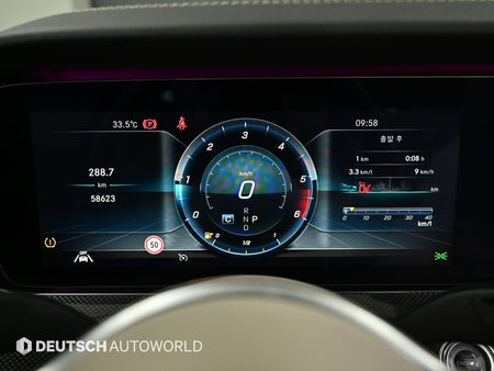 Mercedes-Benz CLS-Class — photo 08