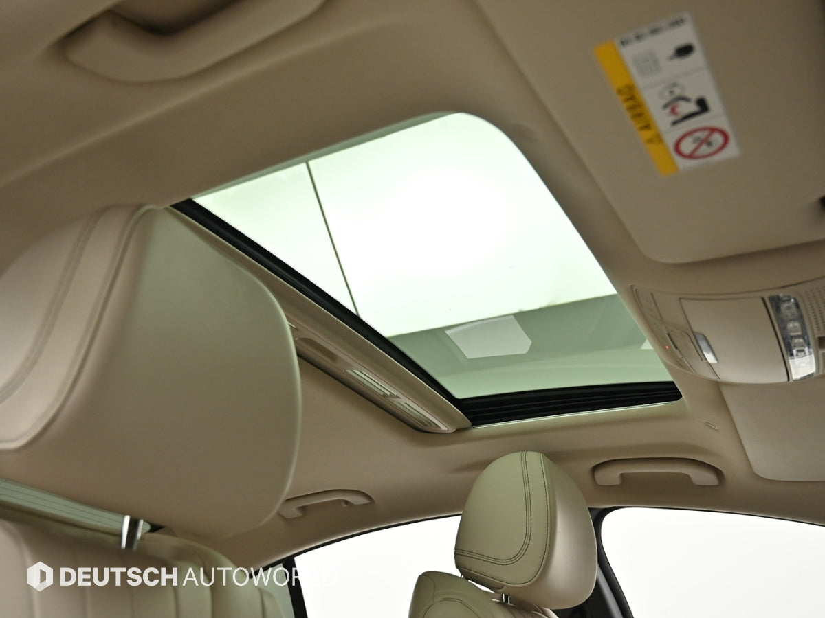Mercedes-Benz CLS-Class — photo 18