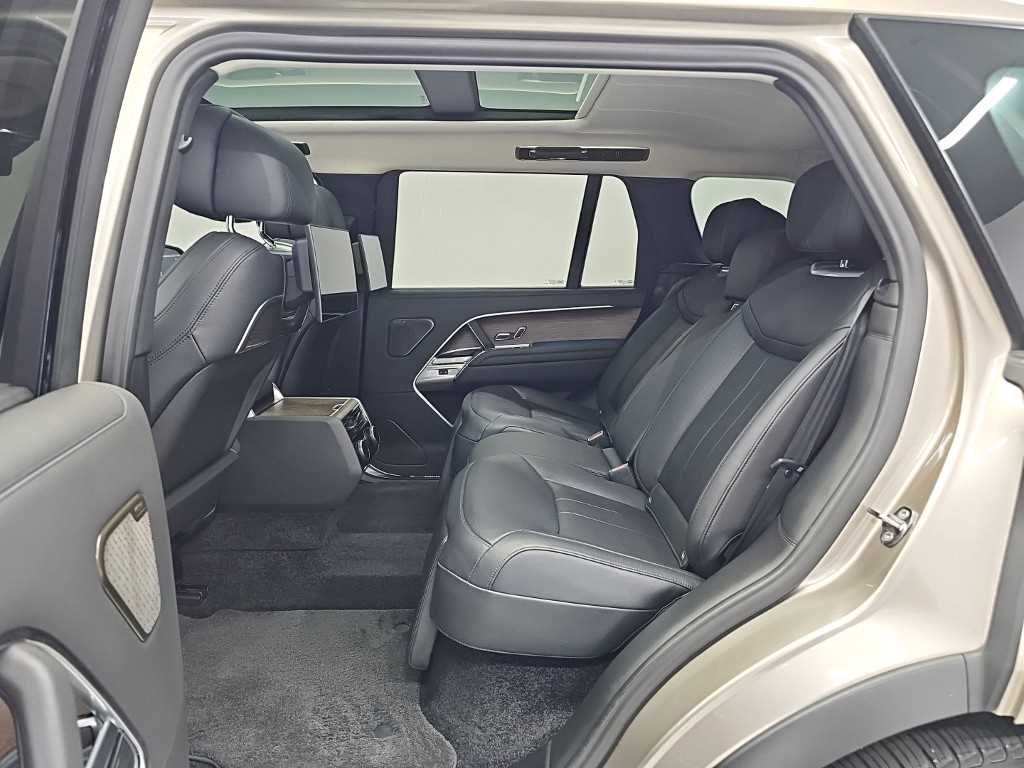 Land Rover Range Rover — photo 12