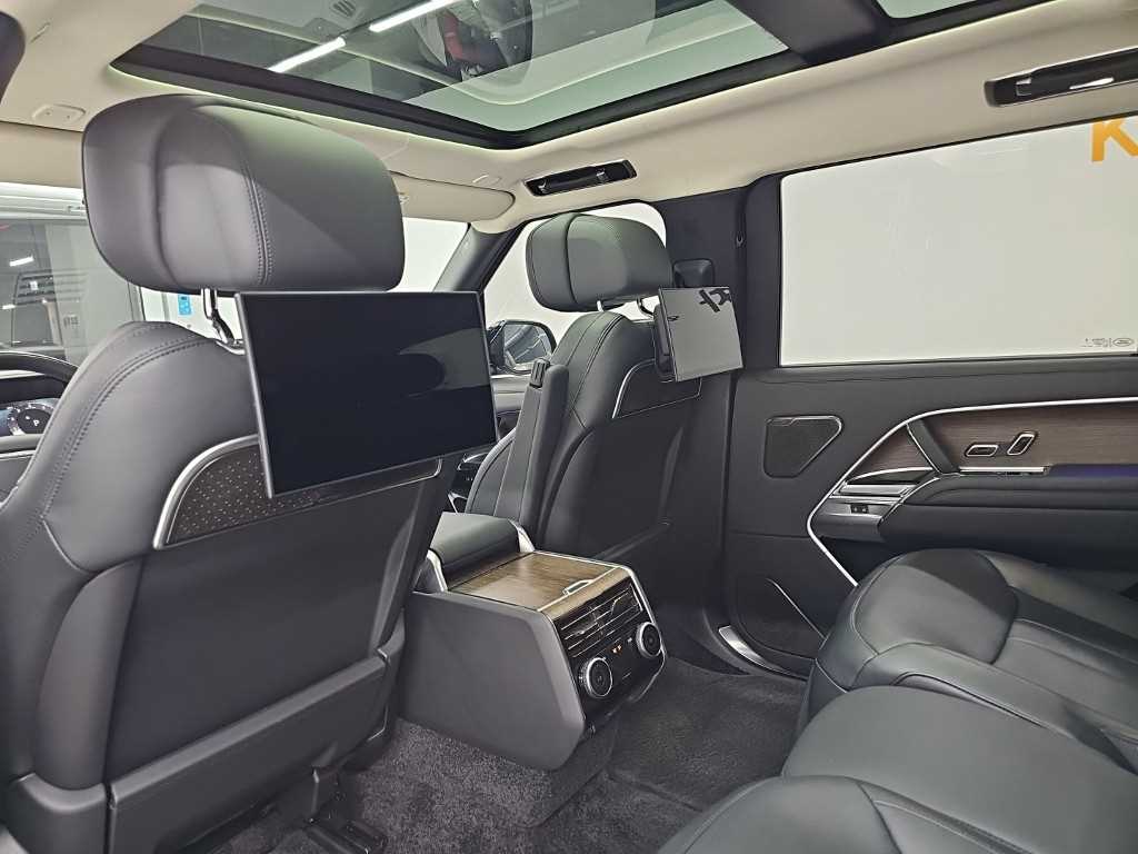 Land Rover Range Rover — photo 16
