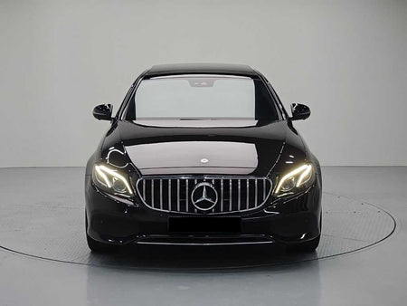 Mercedes-Benz E-Class — photo 02